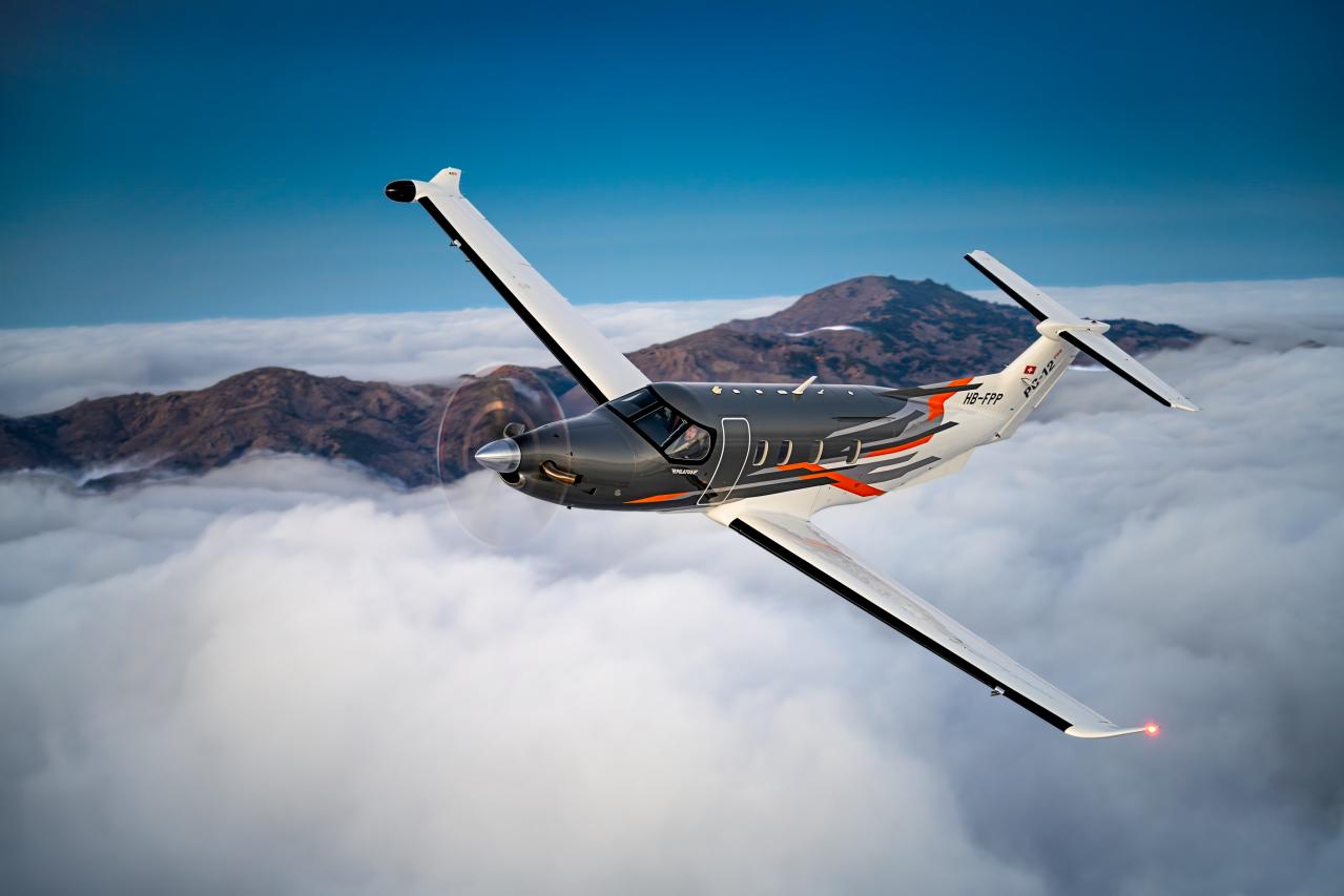 Pilatus PC-12 turboprop in flight
